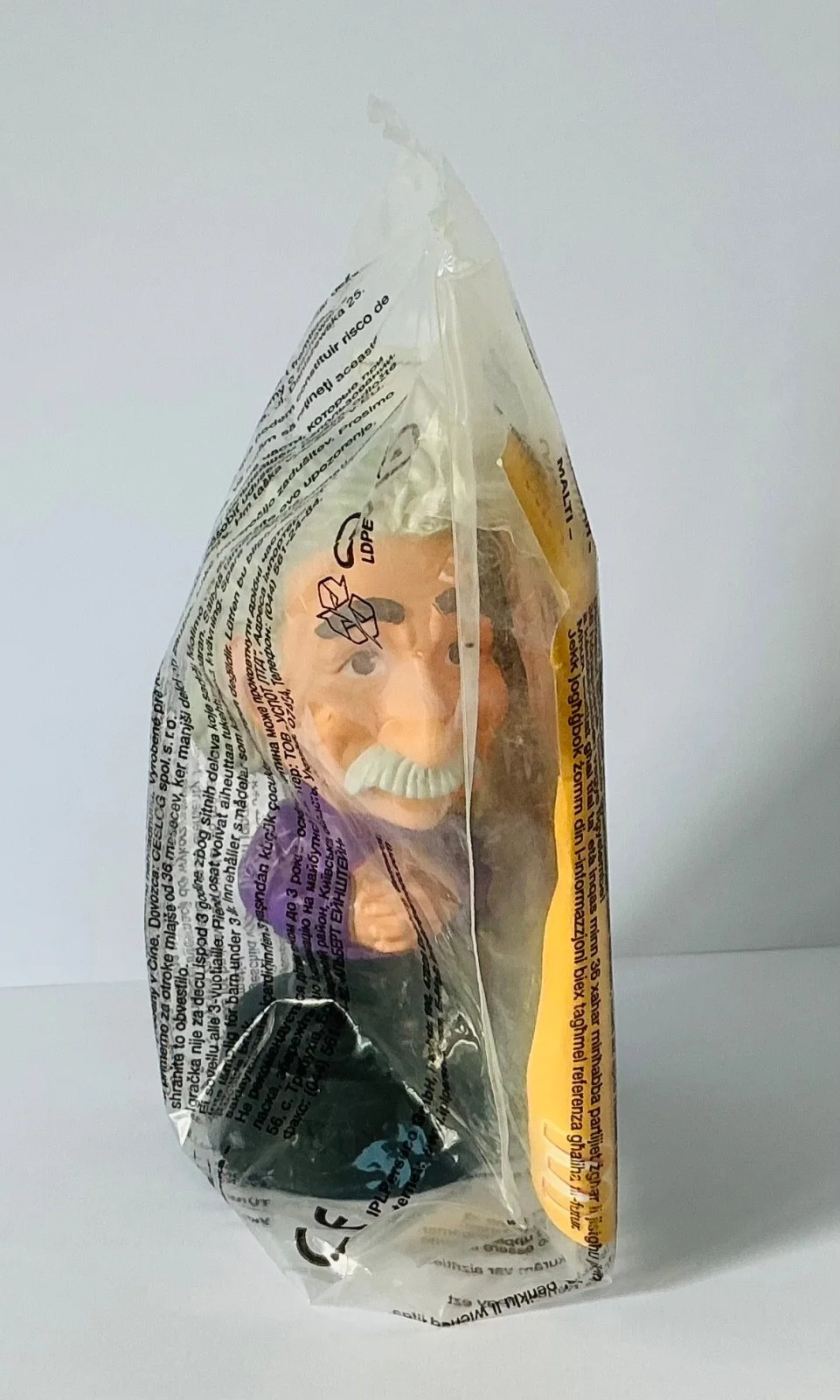 BNIP 2009 MCDONALDS NIGHT IN THE MUSEUM 2 ALBERT EINSTEIN FIGURE & CARD RARE, изображение 2