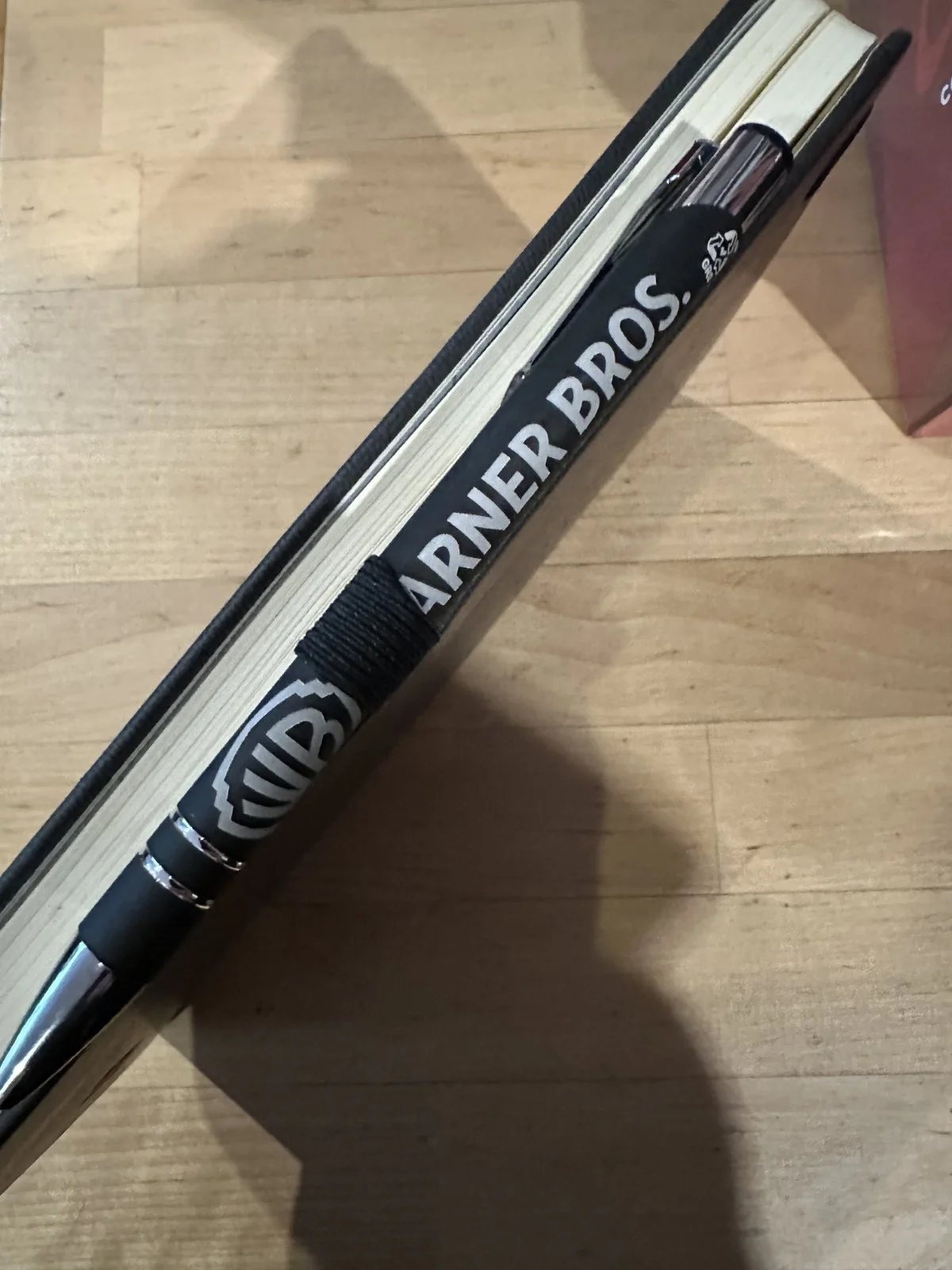 WARNER BROS BROTHERS MOVIE LOGO NOTEBOOK PEN SET UK PROMO PROMOTIONAL NEW, изображение 2