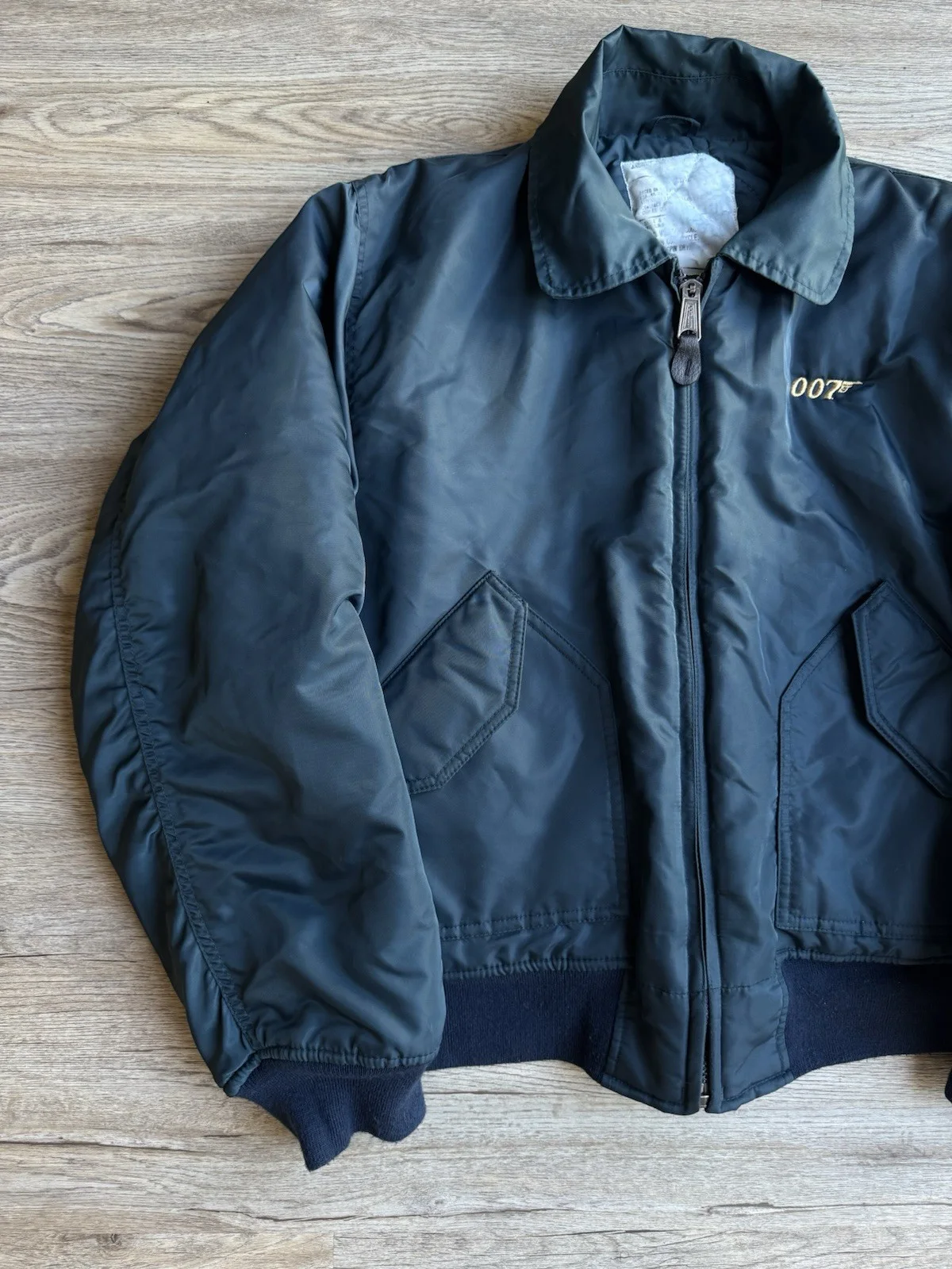 James Bond 007 GoldenEye Film Crew 1995 Dark Green Vintage Bomber Jacket - Large, изображение 3