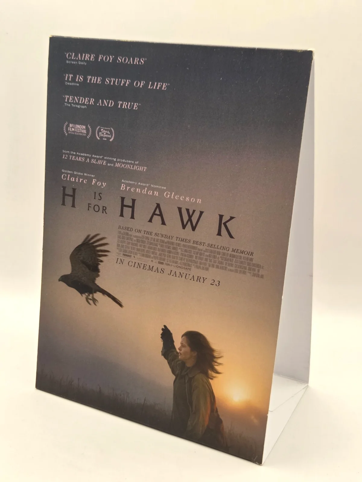 H IS FOR HAWK mini cinema standee card + 3 postcards (Claire Foy, 2025 movie), изображение 2