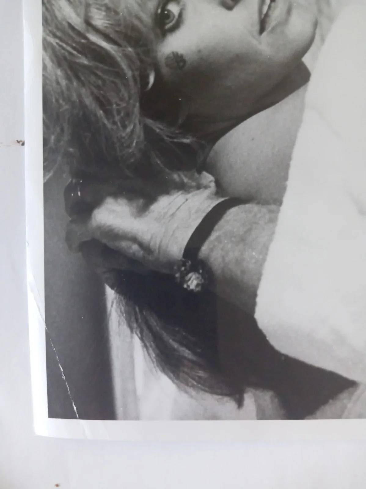 Vintage 8x10 Saturn 3 - Farrah Fawcett & Kirk Douglas - Derek East Collection, изображение 4