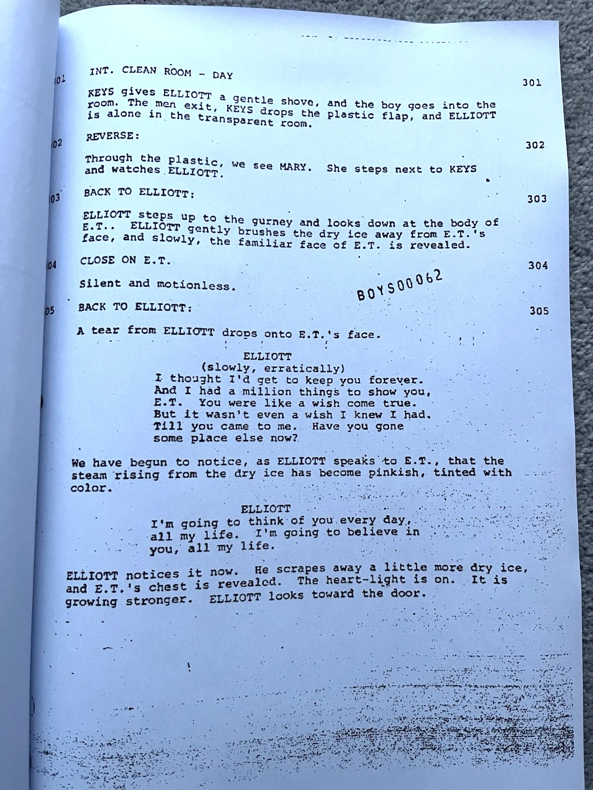 E.T. The Extra-Terrestrial Film Screenplay / Script. Henry Thomas, Spielberg., image 2
