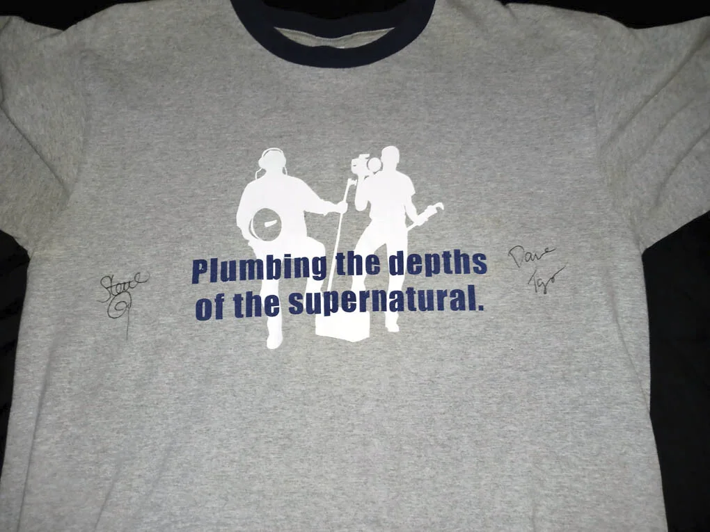 Ghost Hunters Sci Fi Channel Promo T-Shirt Signed by Steve Gonsalves/Dave Tango, image 2