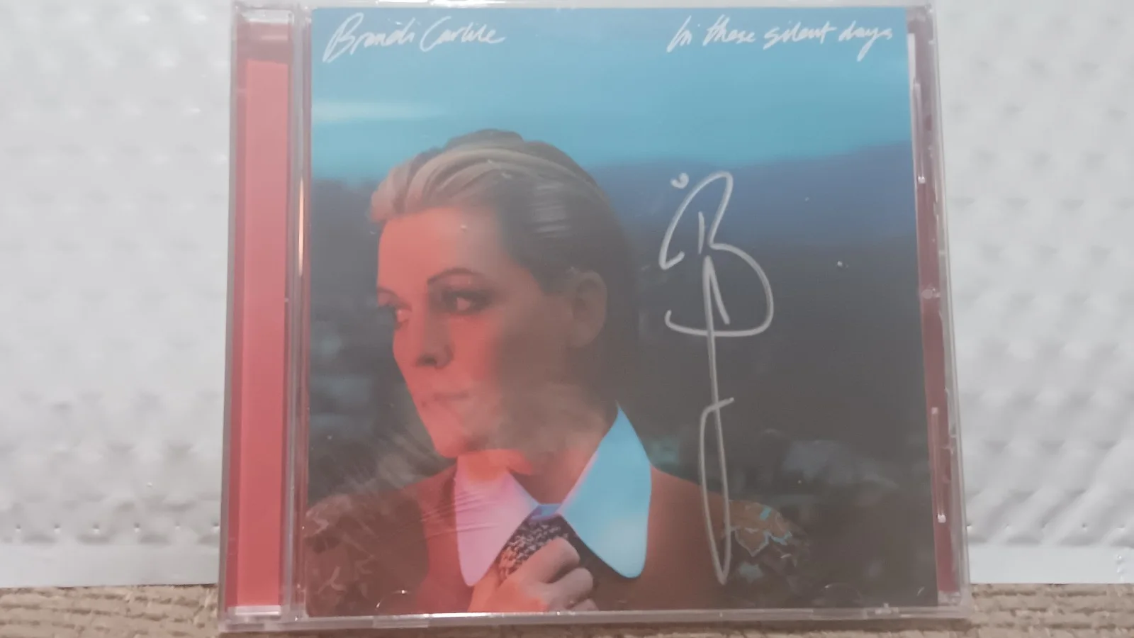Brandi Carlile - "In These Silent Days" Autographed CD & Booklet Insert (Sealed), изображение 3