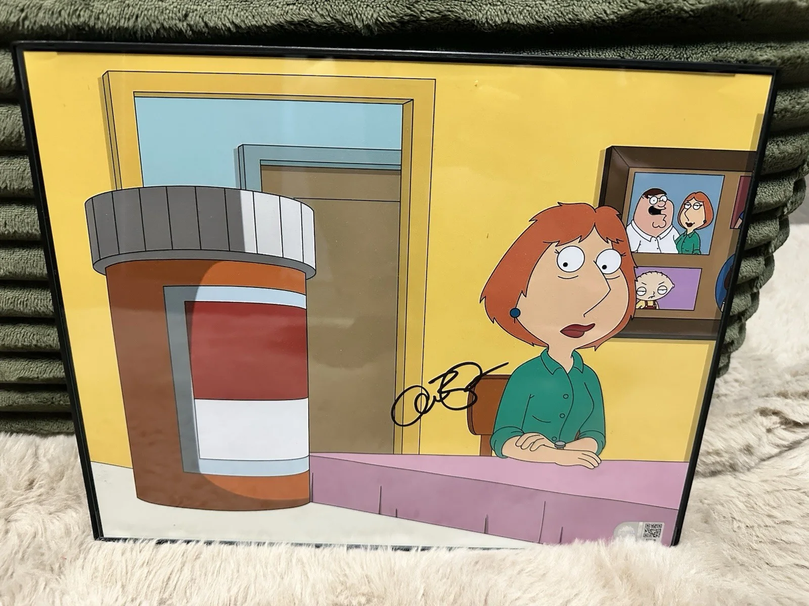 FAMILY GUY ALEX BORSTEIN SIGNED AUTOGRAPHED LOIS GRIFFIN PHOTO 1IX 4 SWAU COA, изображение 2