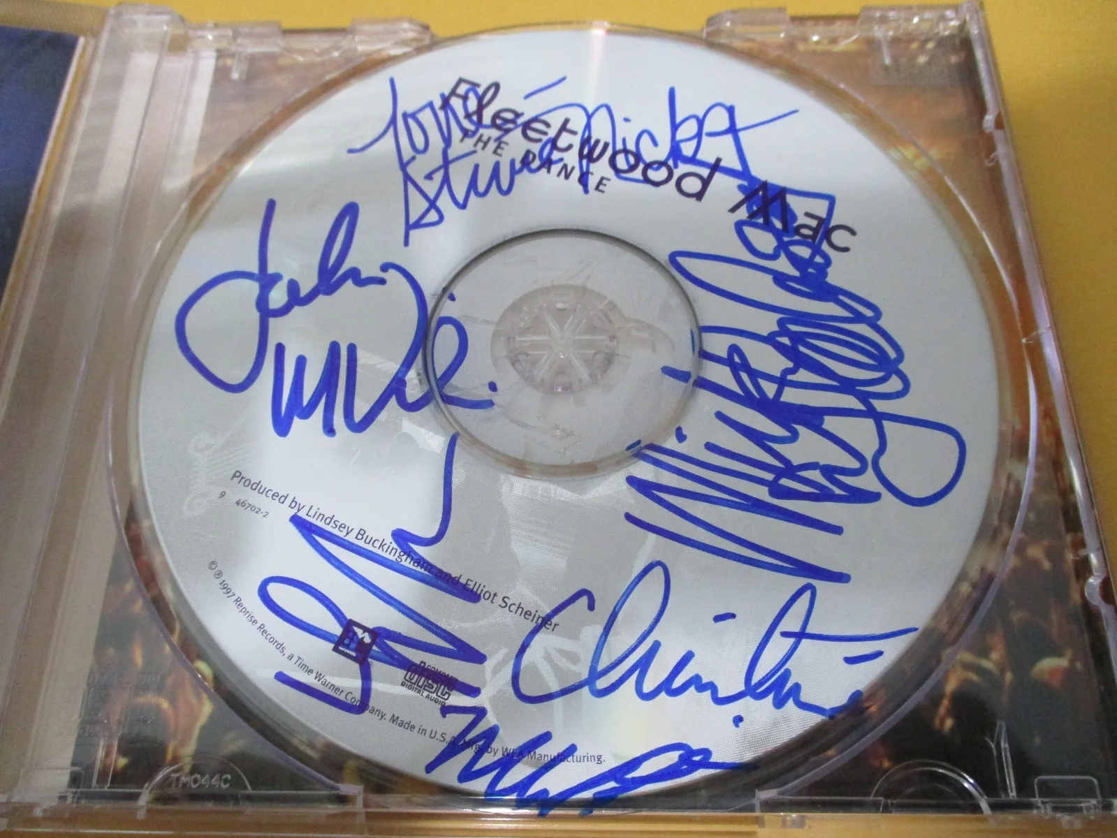 FLEETWOOD MAC SIGNED THE DANCE MUSIC CD LINDSEY MICK STEVIE JOHN CHRISTINE HOF, image 2