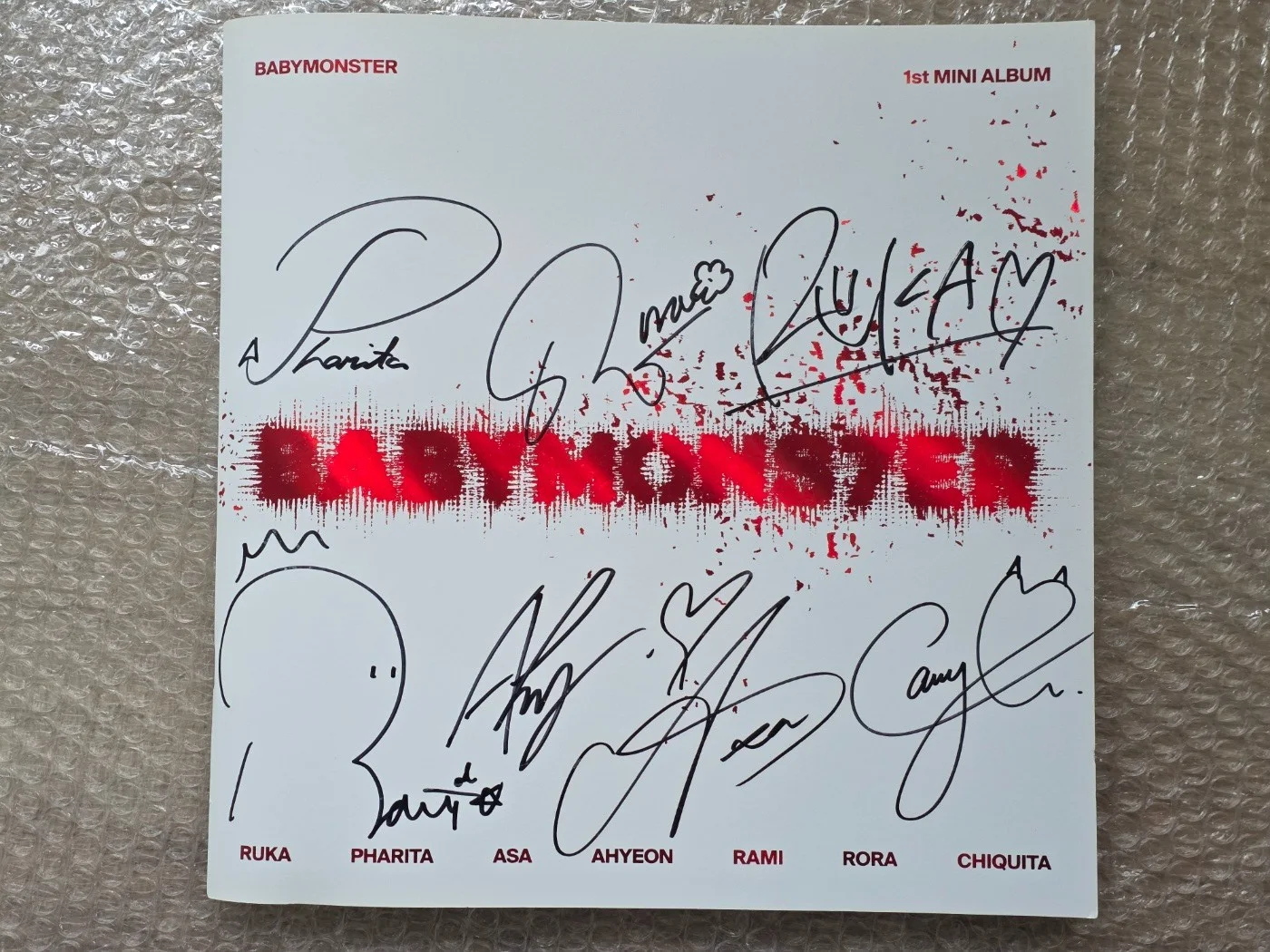 YG Promo Sticker BabyMonster 1st Mini Photobook Album Autographed Hand Signed, изображение 5