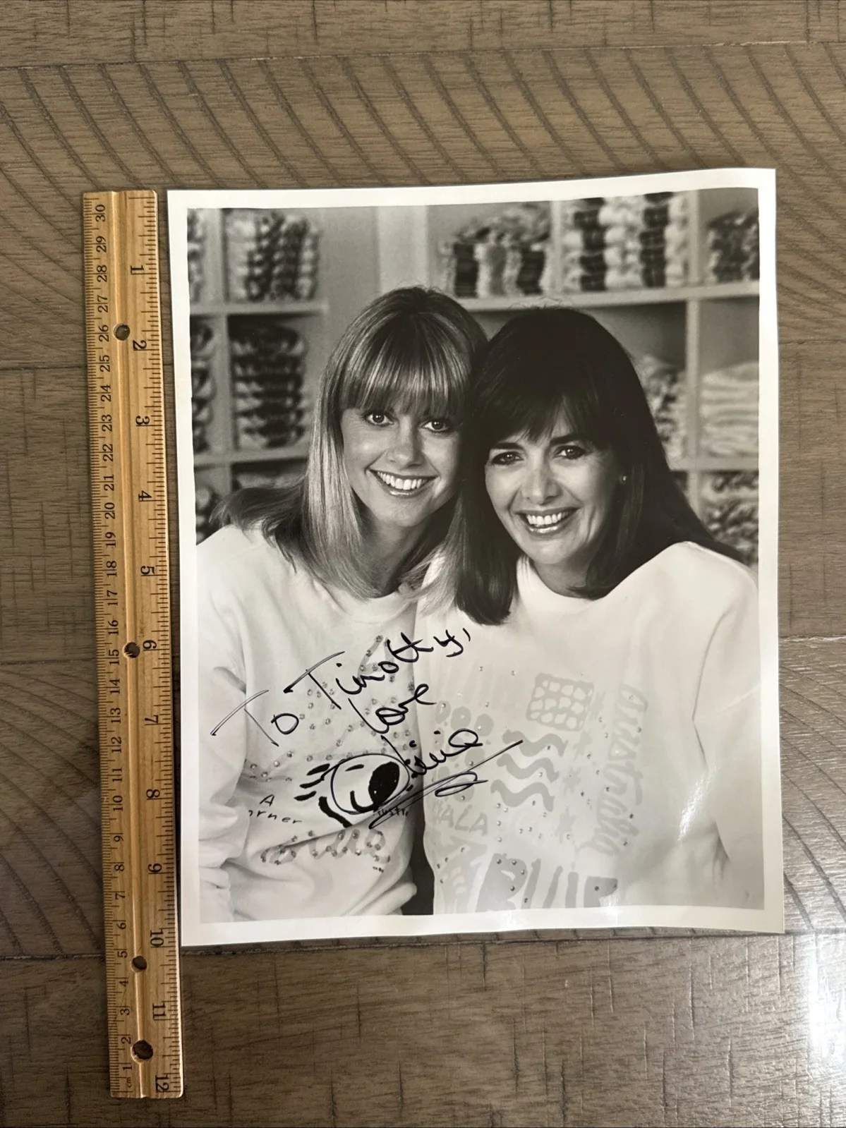 Olivia Newton-John Signed Photo 8x10 Grease Star Actress Singer Autograph, image 3