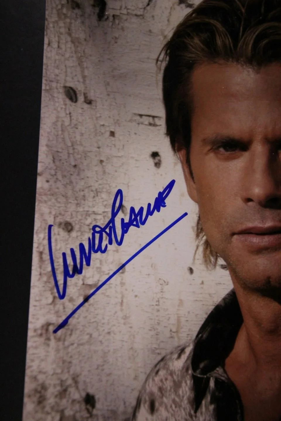 Lorenzo Lamas — LORENZO LAMAS (GREASE~LETHAL~100 RIFLES~FINAL IMPACT) AUTOGRAPH PHOTO~, image 2