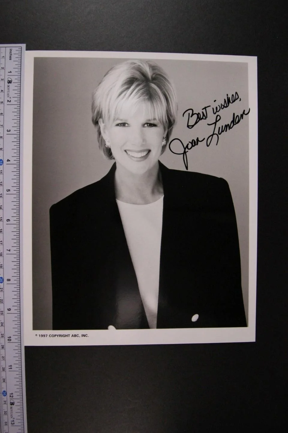 Joan Lunden — TV Journalist JOAN LUNDEN (GOOD MORNING AMERICA) AUTOGRAPH PHOTO~