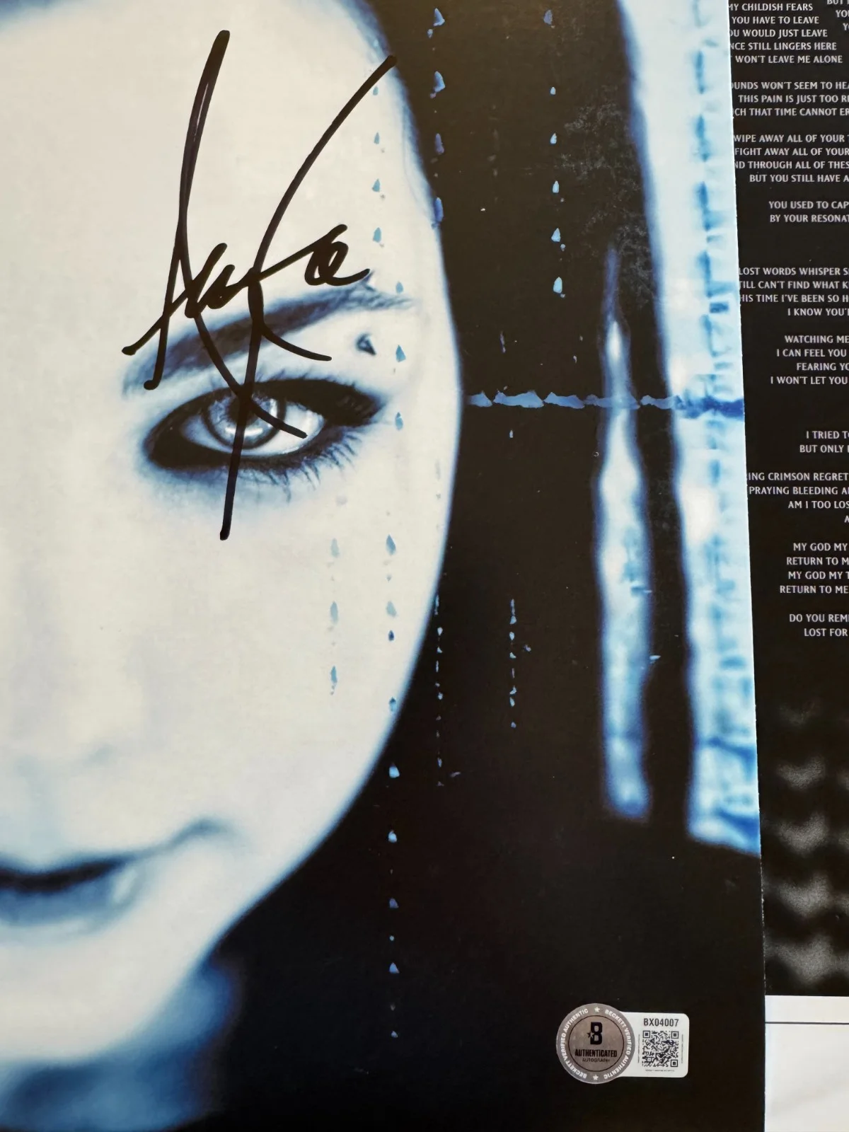 Amy Lee Signed Autographed Fallen Vinyl LP Evanescence Beckett Authenticated BAS, image 2