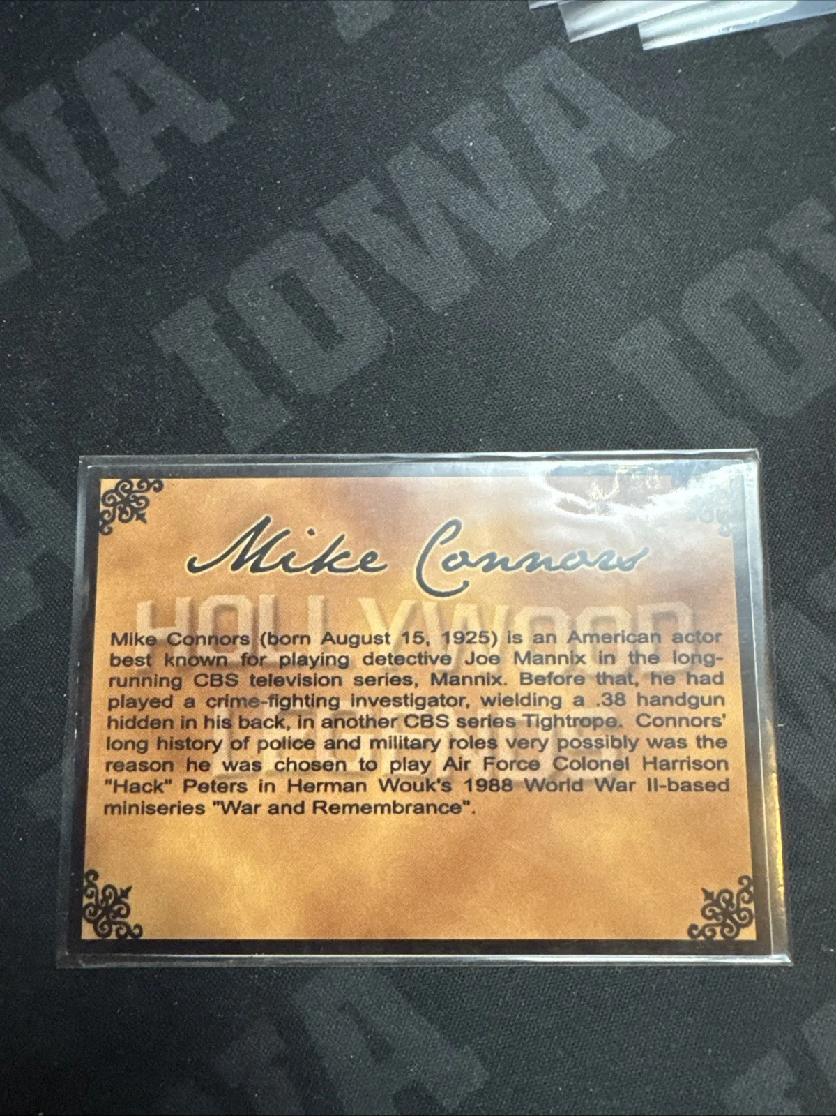 MIKE CONNORS AUTOGRAPH CARD. HOLLYWOOD LEGENDS, image 2