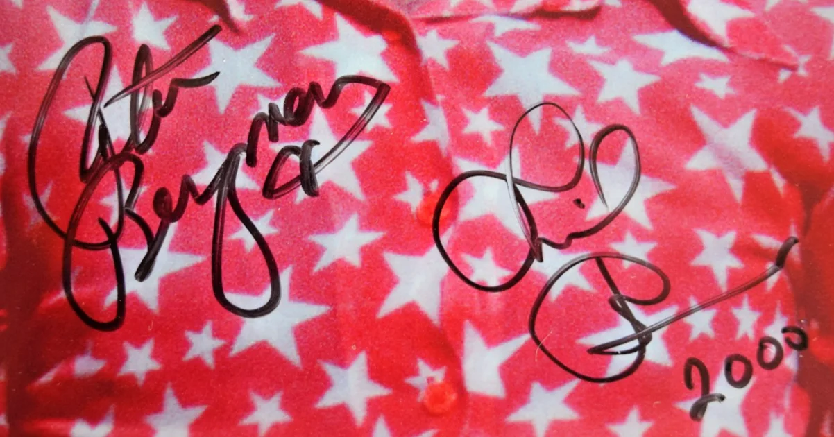 Phil Proctor, Peter Bergman — Firesign Theatre's Phil Proctor & Peter Bergman signatures on unpublished photo, image 2