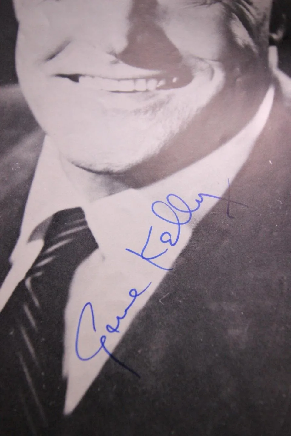 Gene Kelly — GENE KELLY (1912-1996) (SINGIN' IN THE RAIN~AMERICAN IN PARIS) AUTOGRAPH PROGRAM, изображение 3