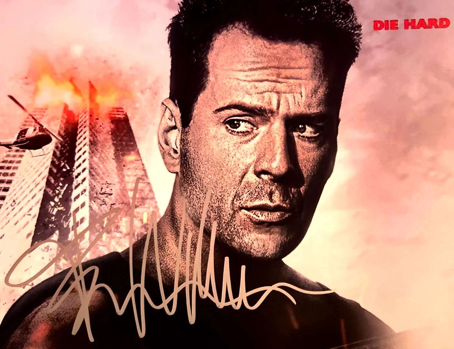 Bruce Willis — BRUCE WILLIS Signed 8x10" (DIE HARD) Authentic Original Autograph Genuine w/COA