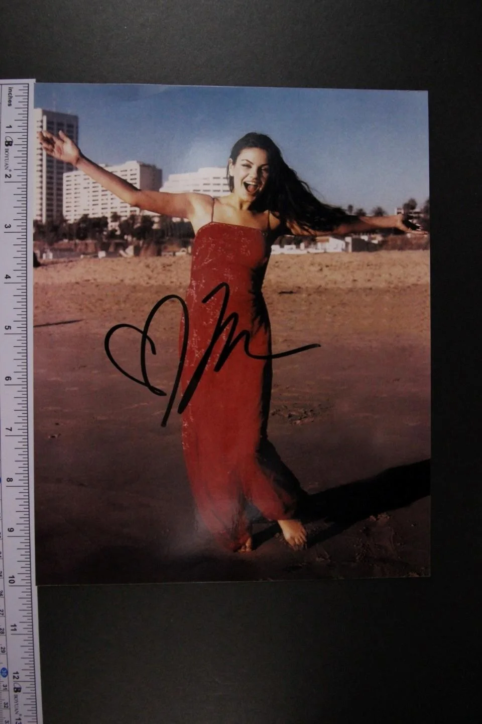 Mila Kunis — MILA KUNIS (THAT '70s SHOW) AUTOGRAPH PHOTO~