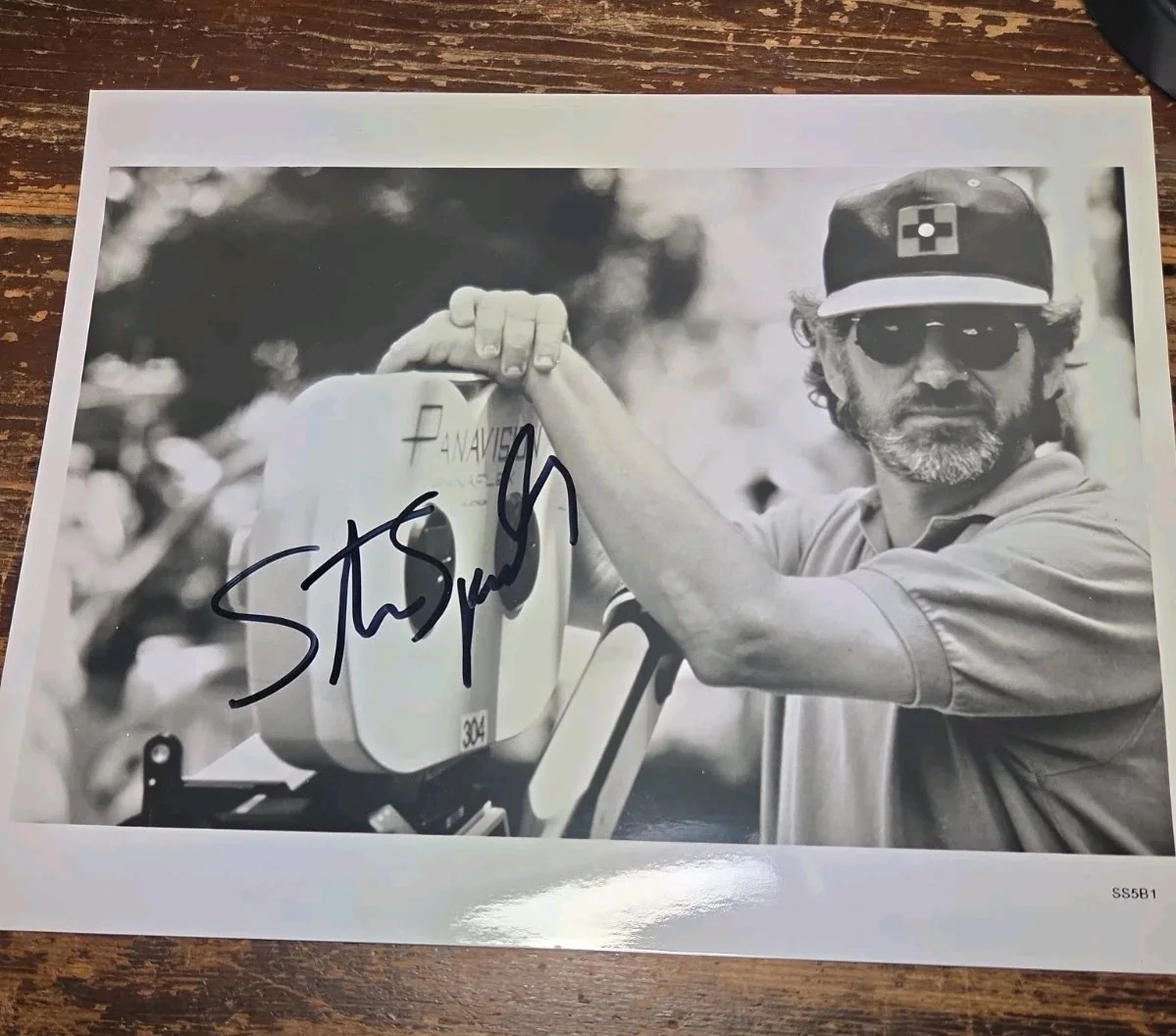 steven Spielberg — Steven Spielberg Signed 8X10 Glossy Steven Spielberg Autograph, image 4