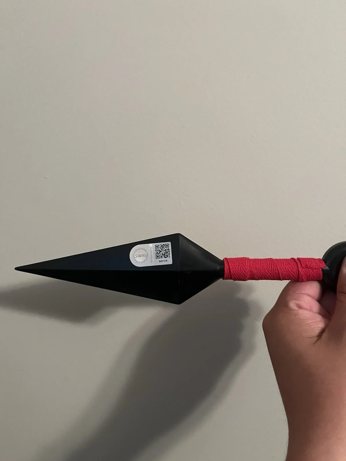 Brian Donovan — BRIAN DONOVAN SIGNED NARUTO PLASTIC KUNAI KNIFE PROP ROCK LEE JSA COA, image 2