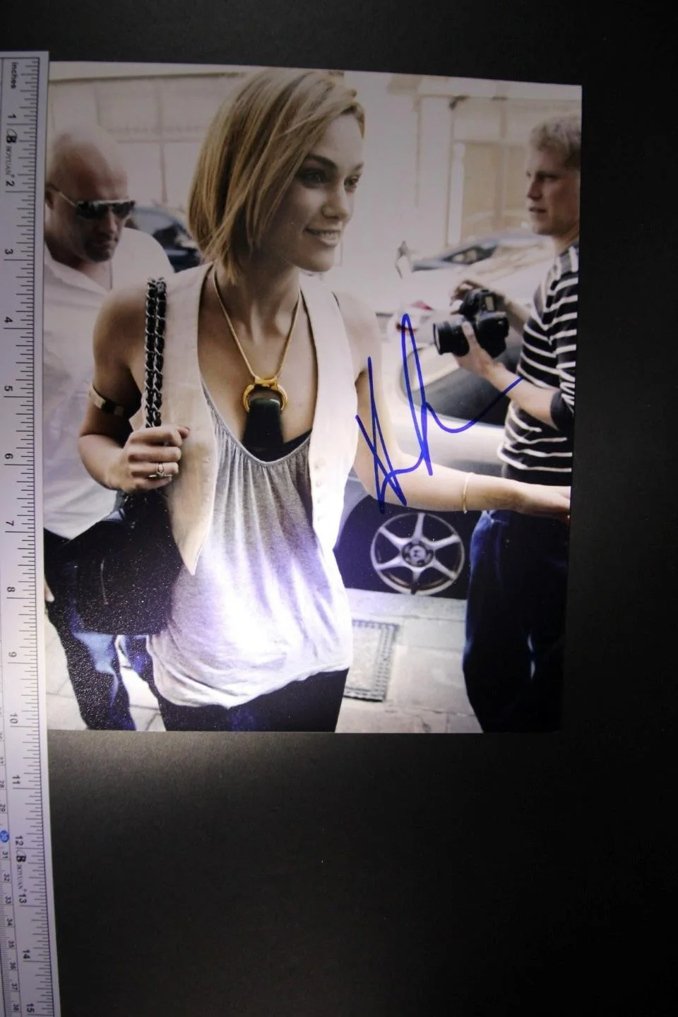 Keira Knightley — KEIRA KNIGHTLEY (PRIDE AND PREJUDICE~THE IMITATION GAME) AUTOGRAPH PHOTO~