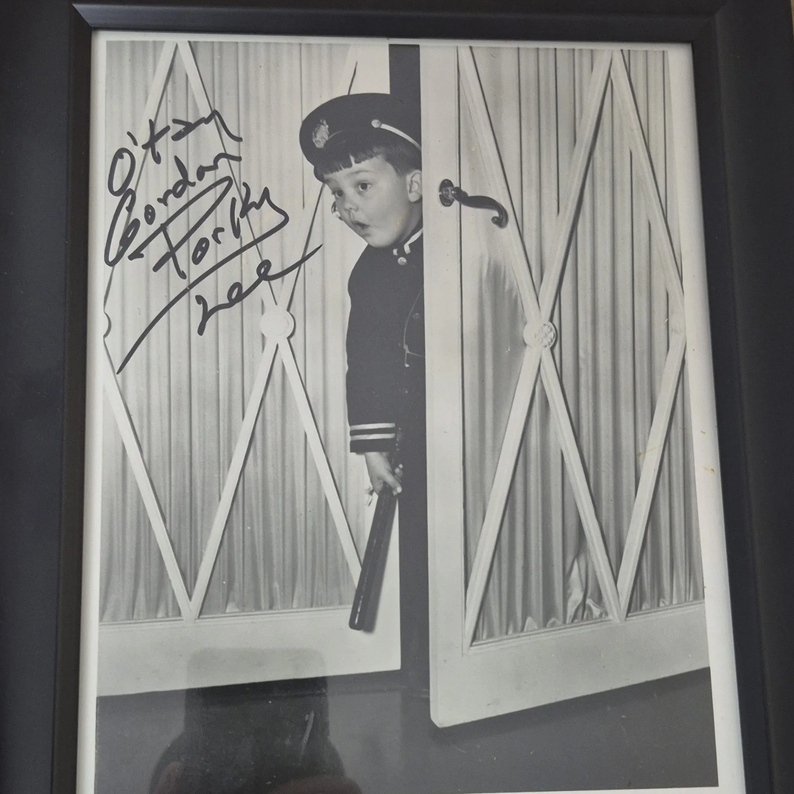 Gordon Porky Lee — Original Autographed Television Photo Signed by Gordon 'Porky' Lee, image 2