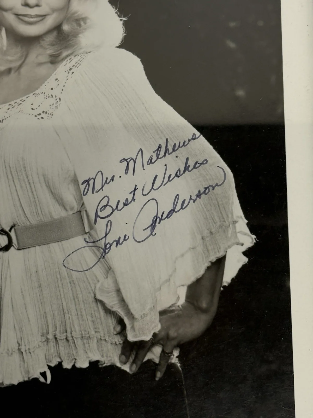 Loni Anderson — Vintage Loni Anderson WKRP Cincinnati Signed Photo Framed 10.5" x 9" Autograph, изображение 4
