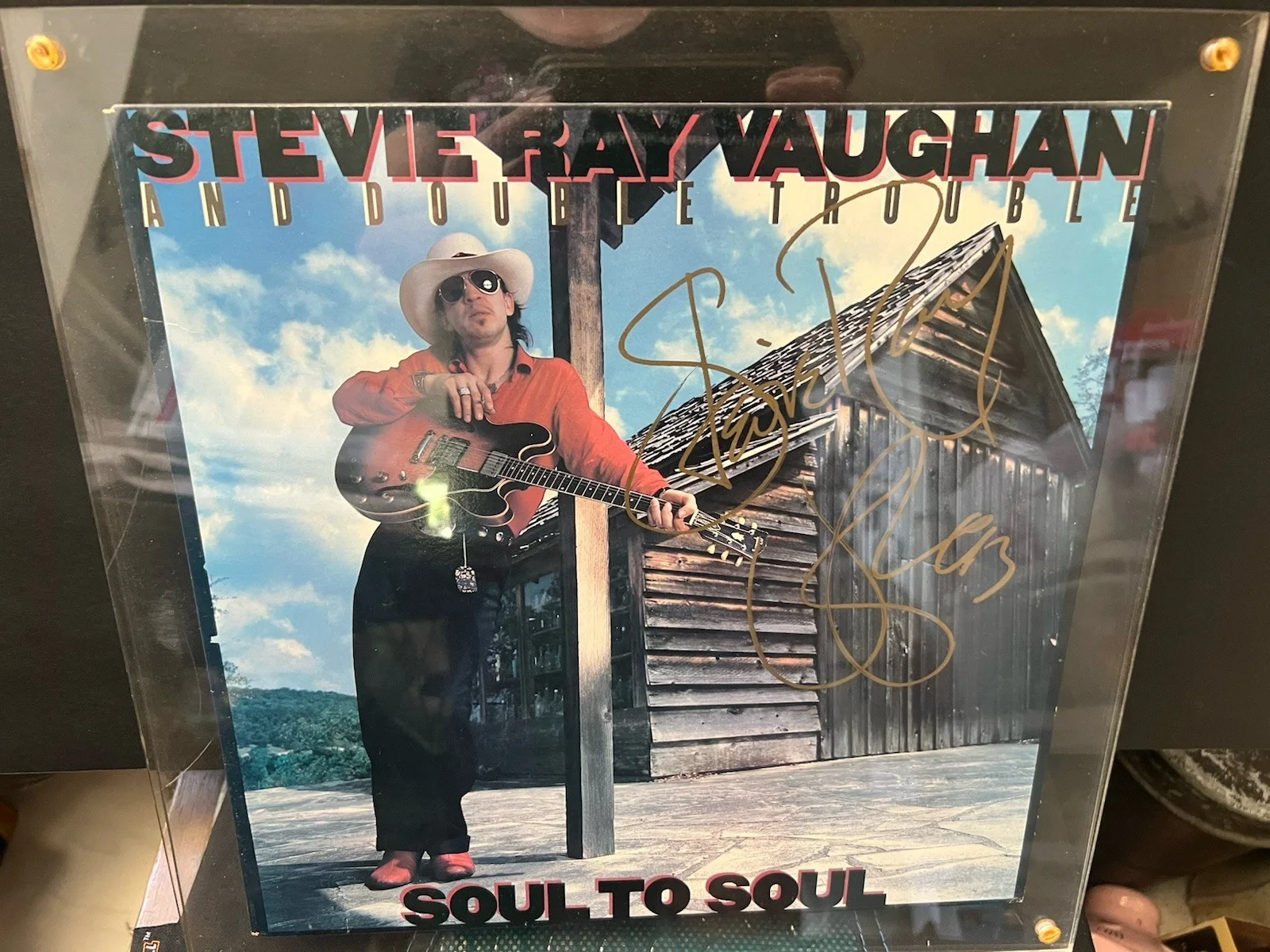 STEVIE RAY VAUGHAN Soul To Soul Autographed Signed, изображение 2