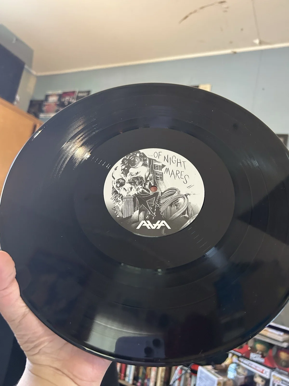 Tom DeLonge — Angels And Airwaves Of Nightmares Vinyl Signed By Tom Delonge RARE Blink 182 Ava, изображение 3