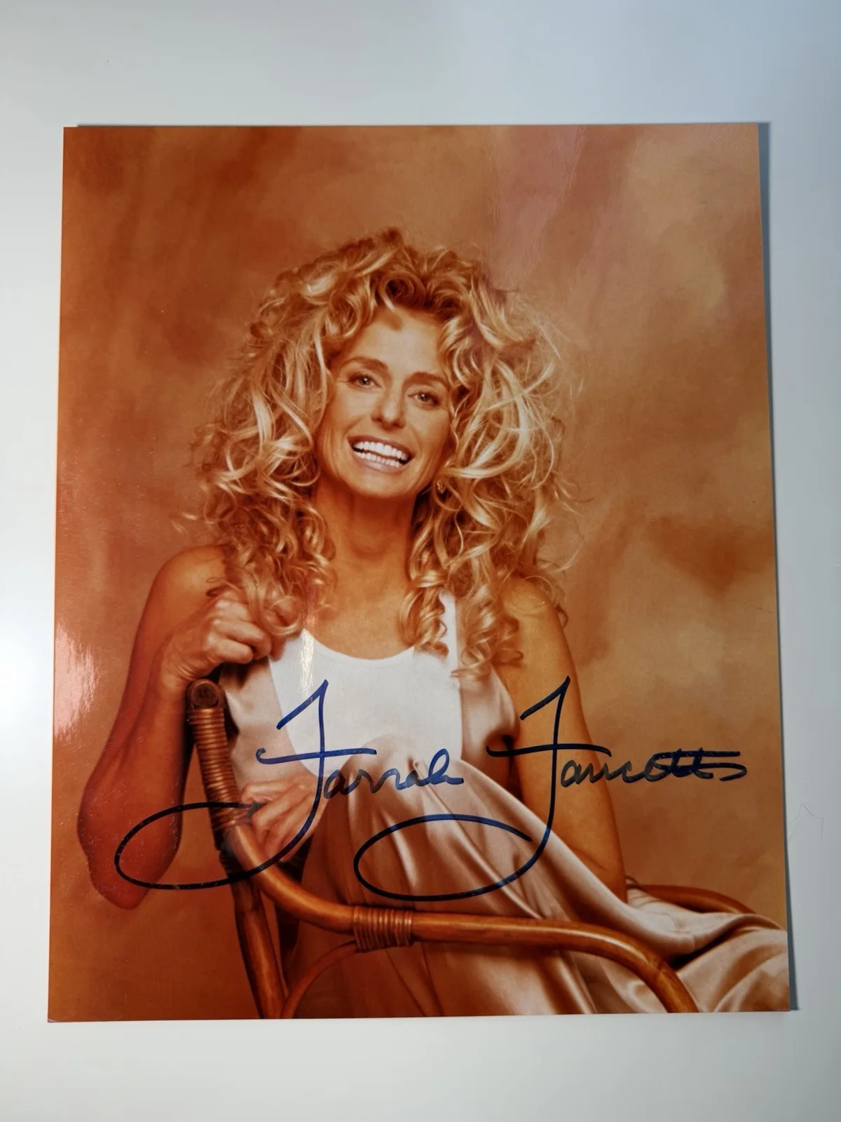Farrah Fawcett — Farrah Fawcett Stunning 8x10 Hand Signed Photo Autograph Certificated