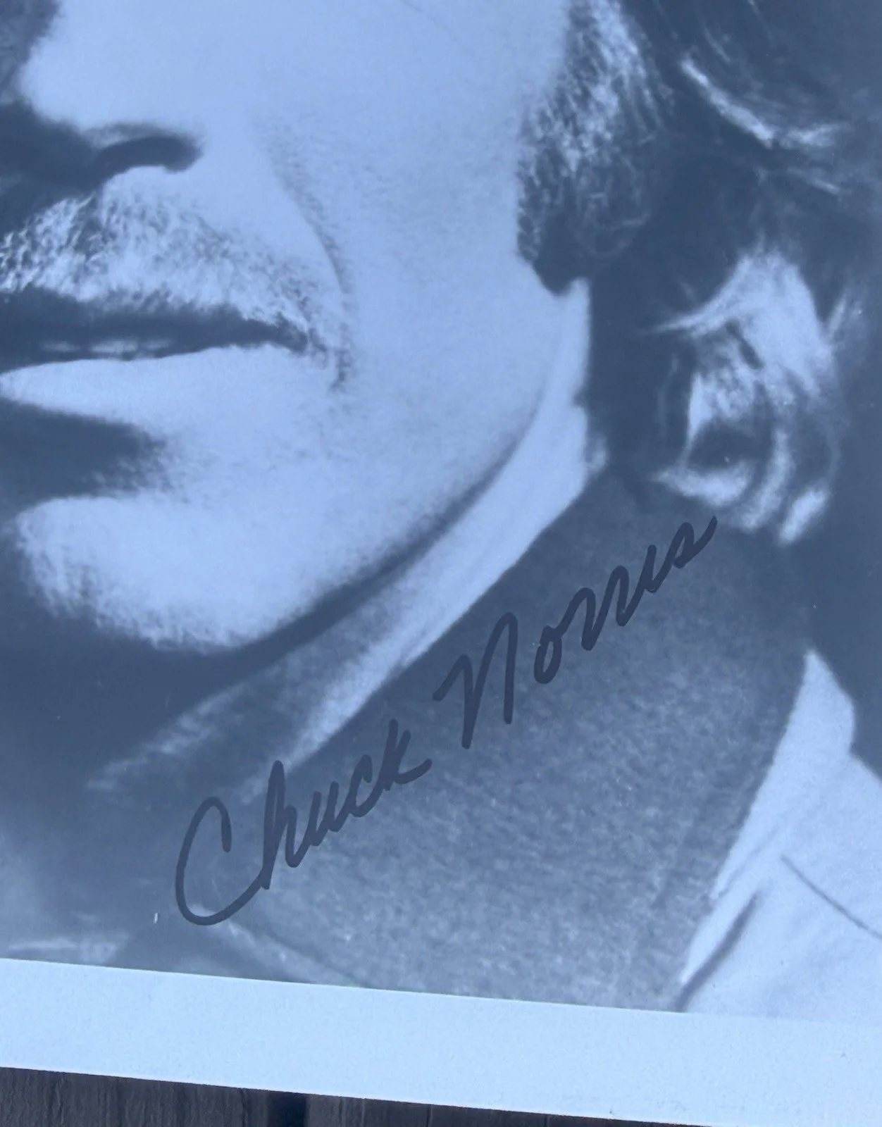 Chuck Norris 8x10 Photo With Signature Vintage Style Portrait No COA, изображение 2