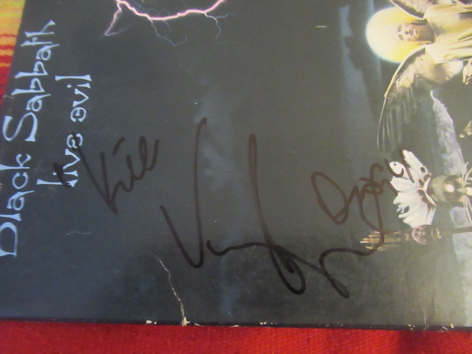 Black Sabbath "Live Evil" 2xLP vinyl Ronnie James Dio signed+ COA, image 3