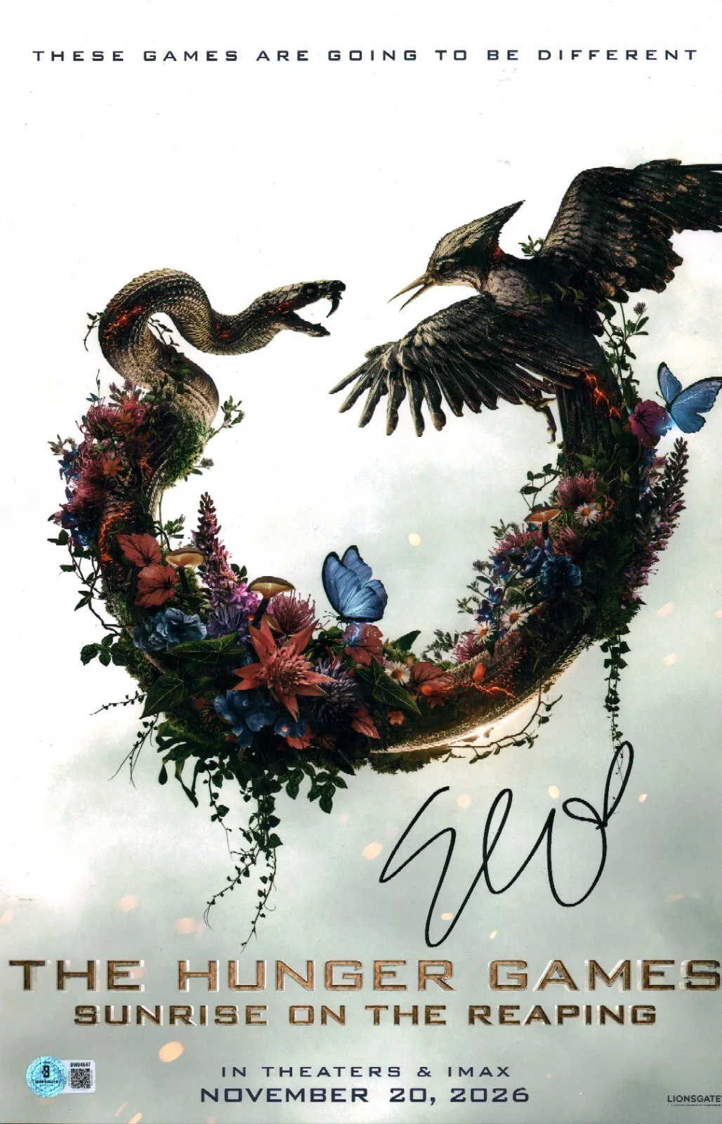 elle fanning — Elle Fanning Signed The Hunger Games Sunrise On The Reaping 11x17 Photo BAS COA