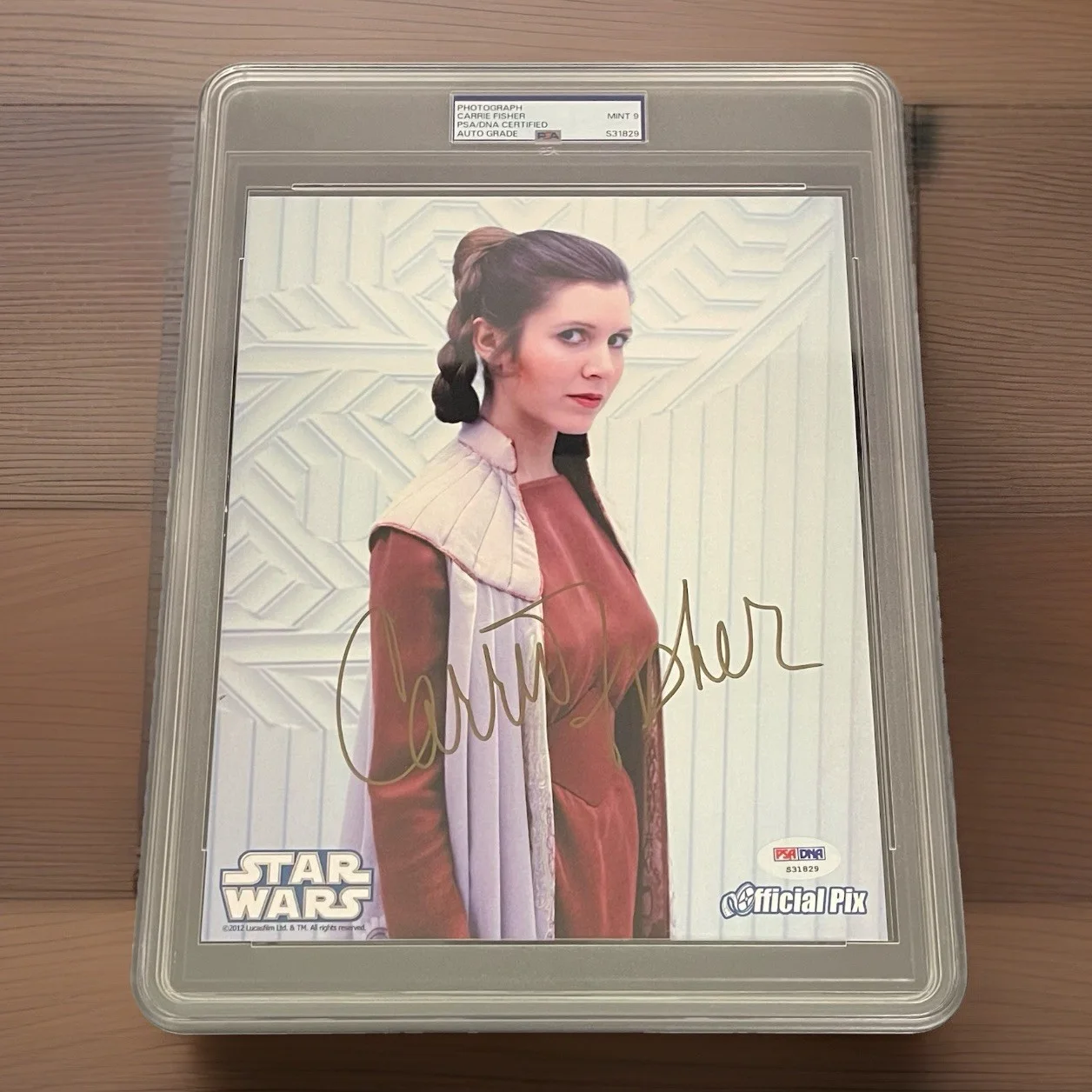 Carrie Fisher — Carrie Fisher PSA/DNA Signed Photo 8x10 Star Wars Autographed Slabbed Leia