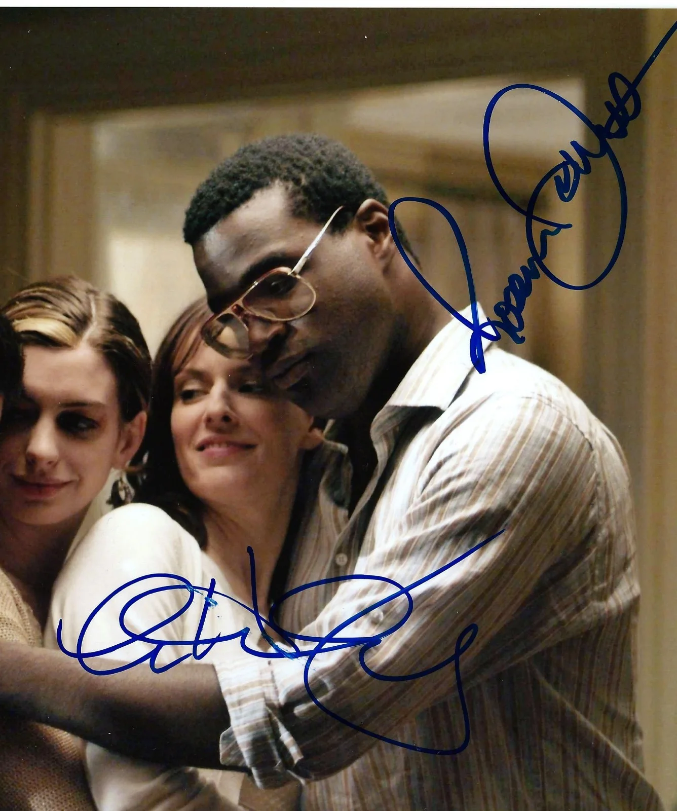 Anne Hathaway, Rosemarie DeWitt — Anne Hathaway & Rosemarie DeWitt signed Rachel Getting Married 8X10 photo, изображение 2