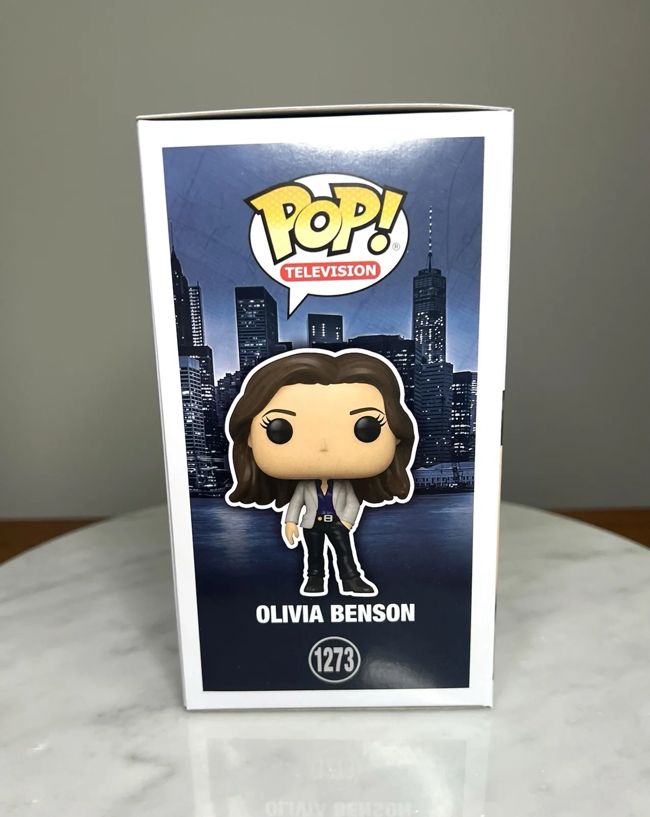 Mariska Hargitay — Mariska Hagitay Law And Order ‘Olivia Benson’ Signed Funko Pop SWAU COA, image 5