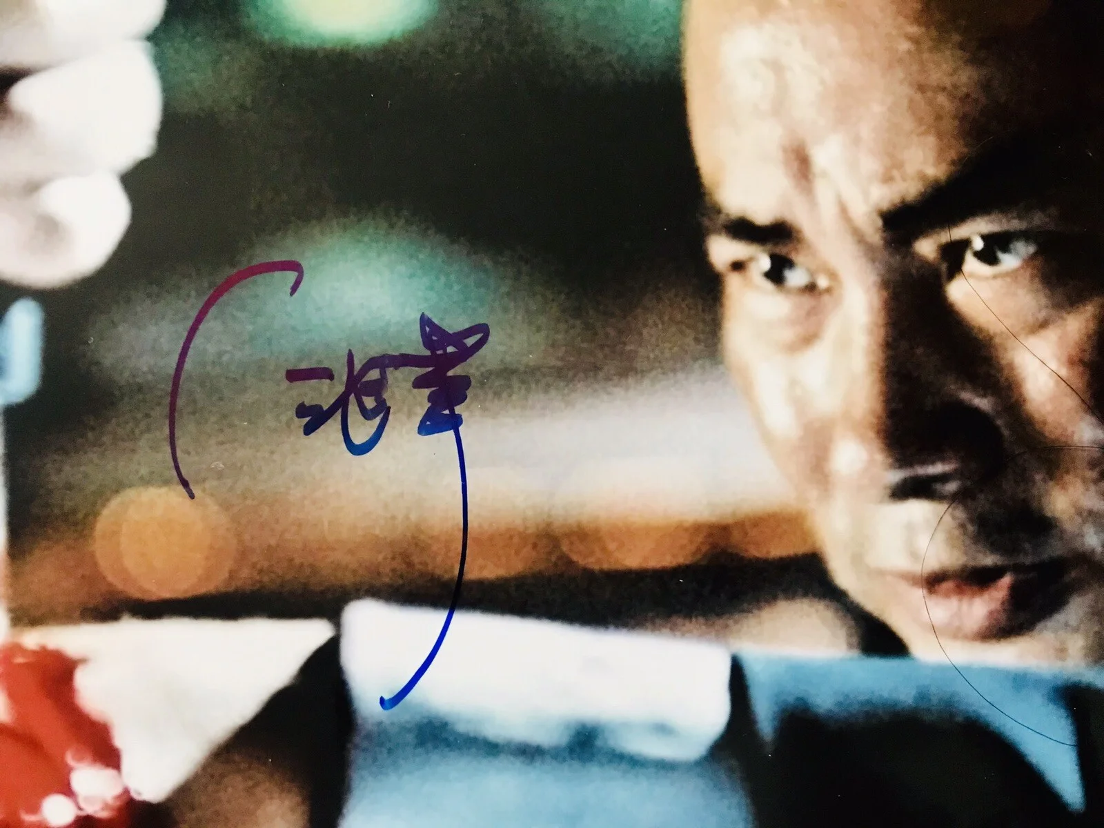 Simon Yam — Simon Yam Tat Wah signed 8x10 photo - In Person Proof. Triad, Election, Ip Man., изображение 2