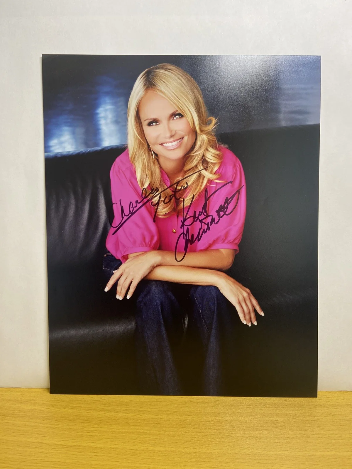 Autographed Kristin Chenoweth Cute 8 x 10 Photo, image 2