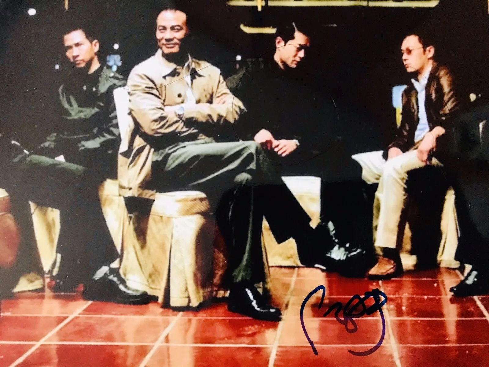 Simon Yam — Simon Yam Tat Wah signed 8x10 photo - In Person Proof. Triad, Election, Ip Man., изображение 2