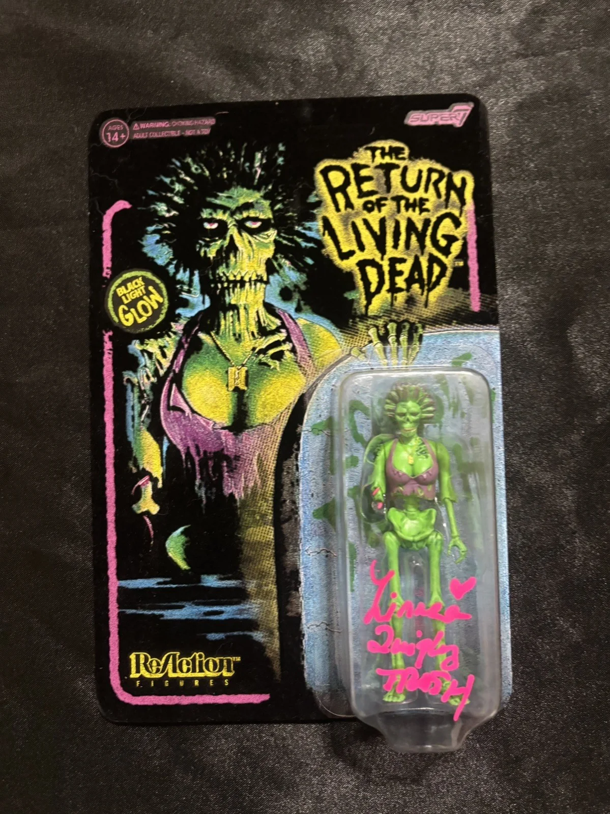 Linnea Quigley — Linnea Quigley Signed Reaction Figure Zombie Trash Return Living Dead JSA, image 2