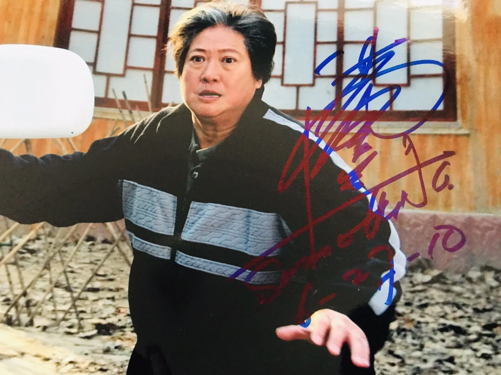 Sammo Hung — Sammo Hung signed 8x10 photo - In Person Proof. Ip Man, Lucky Star, image 2