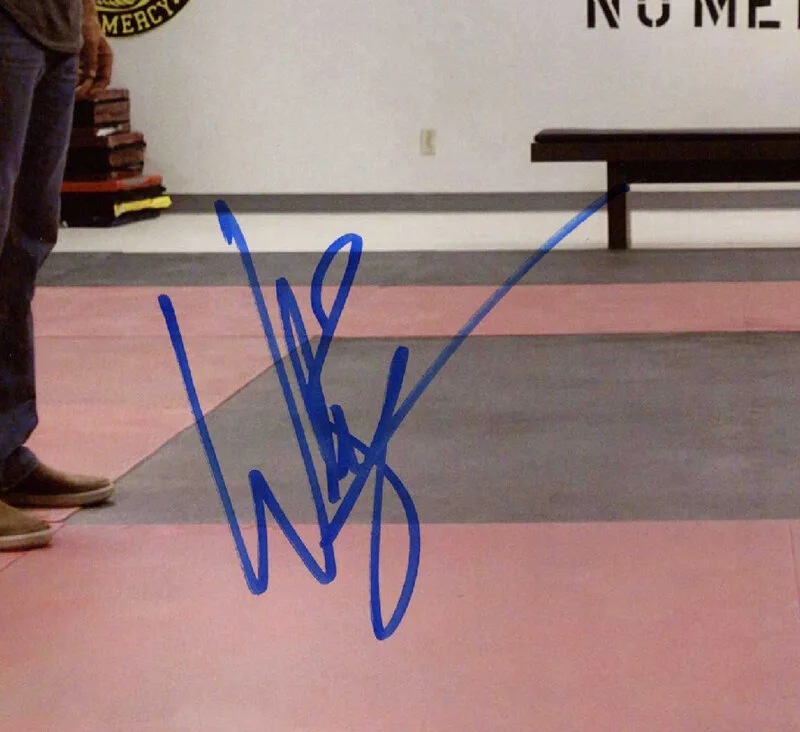 WILLIAM ZABKA RALPH MACCHIO SIGNED AUTOGRAPHED 11x14 PHOTO COBRA KAI BECKETT BAS, изображение 2