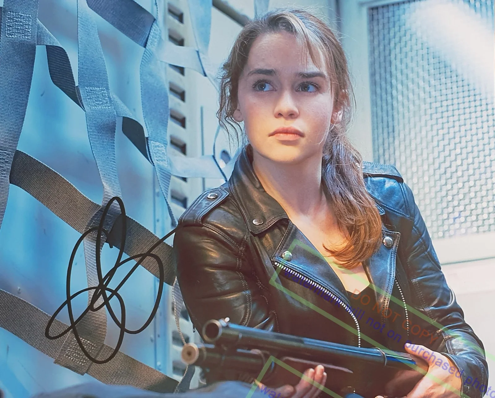 EMILIA CLARKE — EMILIA CLARKE Signed Autographed 8X10 Photo