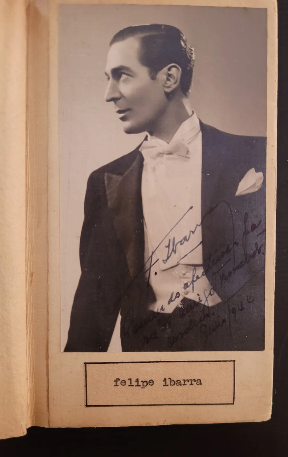 RARE 1940s Latin American Music Mexican Autograph Book: Néstor , Hugo + video, изображение 4