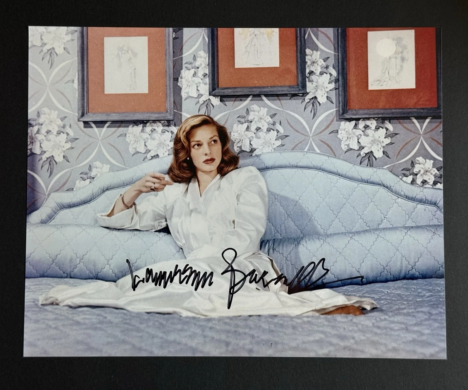 Lauren Bacall — Lauren Bacall Signed 8x10 Photo JSA COA not PSA BAS Beckett
