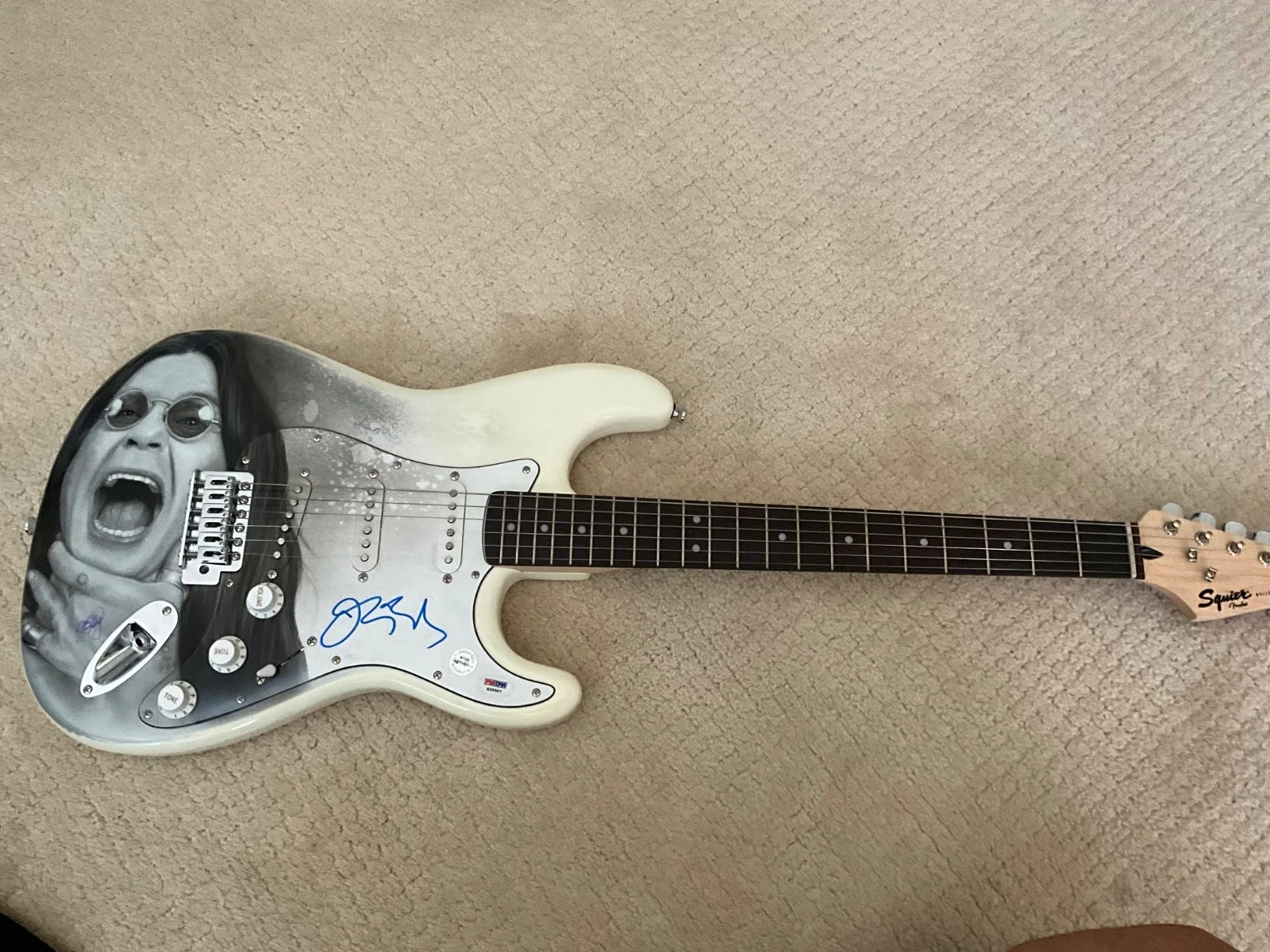 OZZY OSBOURNE AUTOGRAPHED SIGNED GUITAR PSA/AUTOGRAPHED PRO’S AUTHENTICATION RIP, image 5