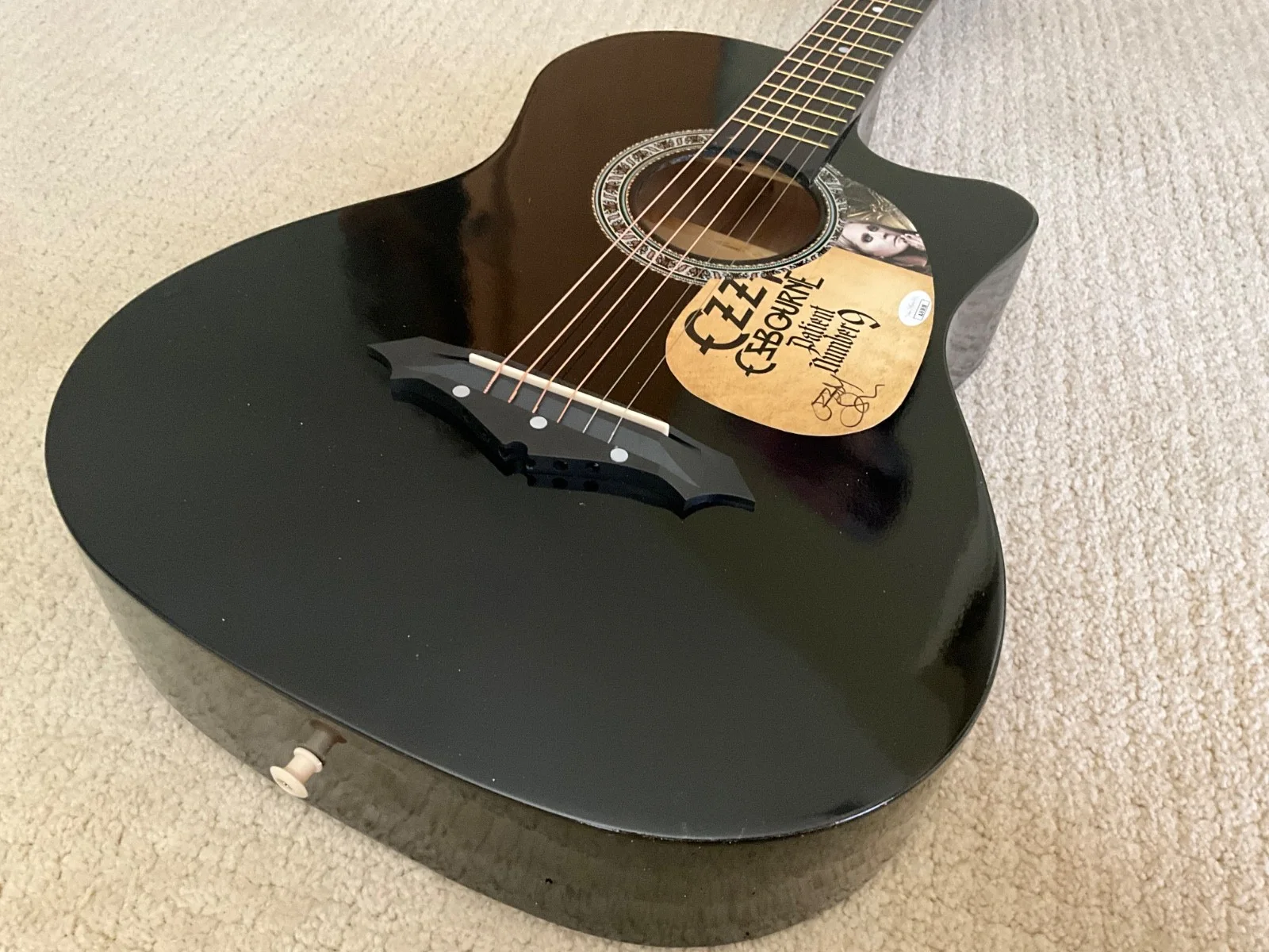 OZZY OSBOURNE AUTOGRAPHED SIGNED ACOUSTIC GUITAR JSA AUTHENTICATION RIP, image 4