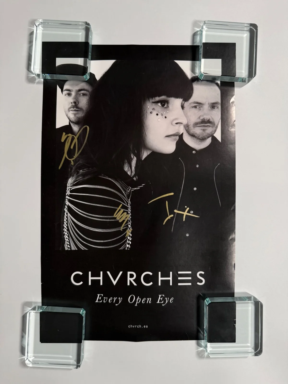 Chvrches JSA 17 x 11 Autograph Signed Poster Lauren Mayberry, image 3