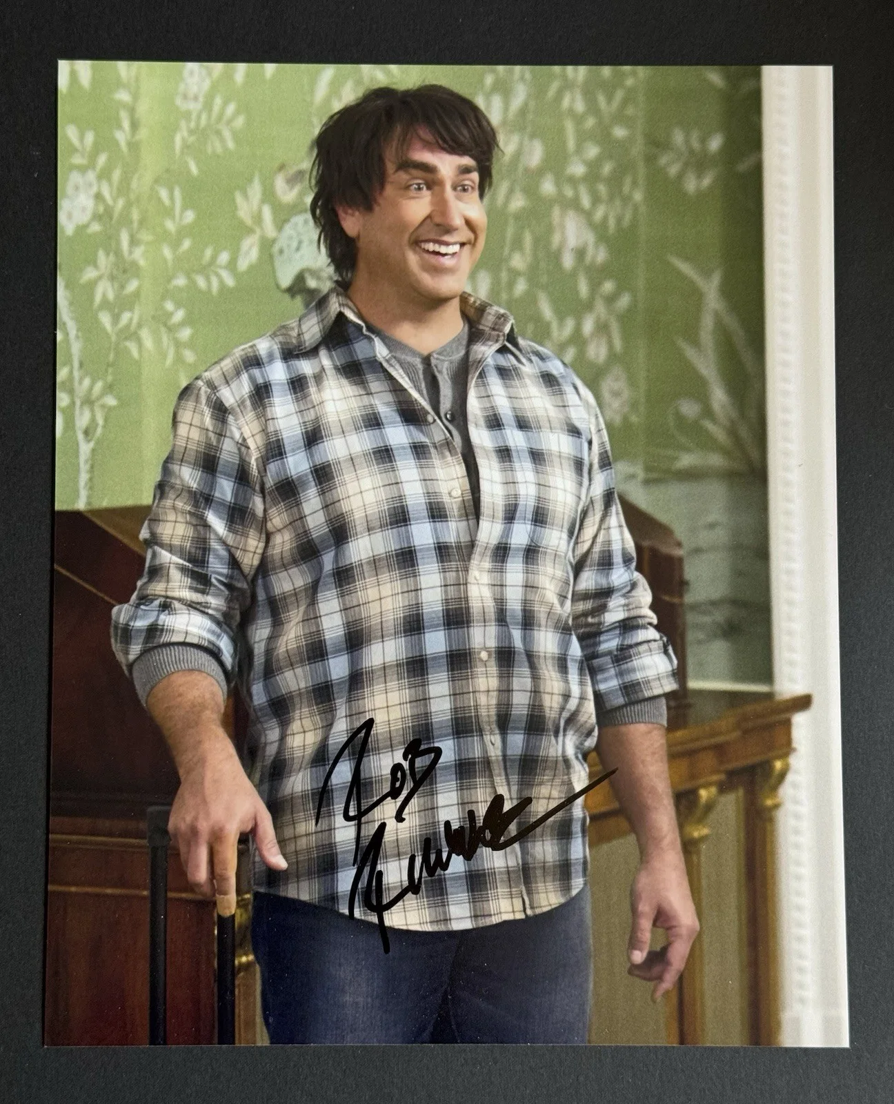 Rob Riggle — Rob Riggle Signed 8x10 Photo Dumb And Dumber To JSA COA not BAS Beckett PSA
