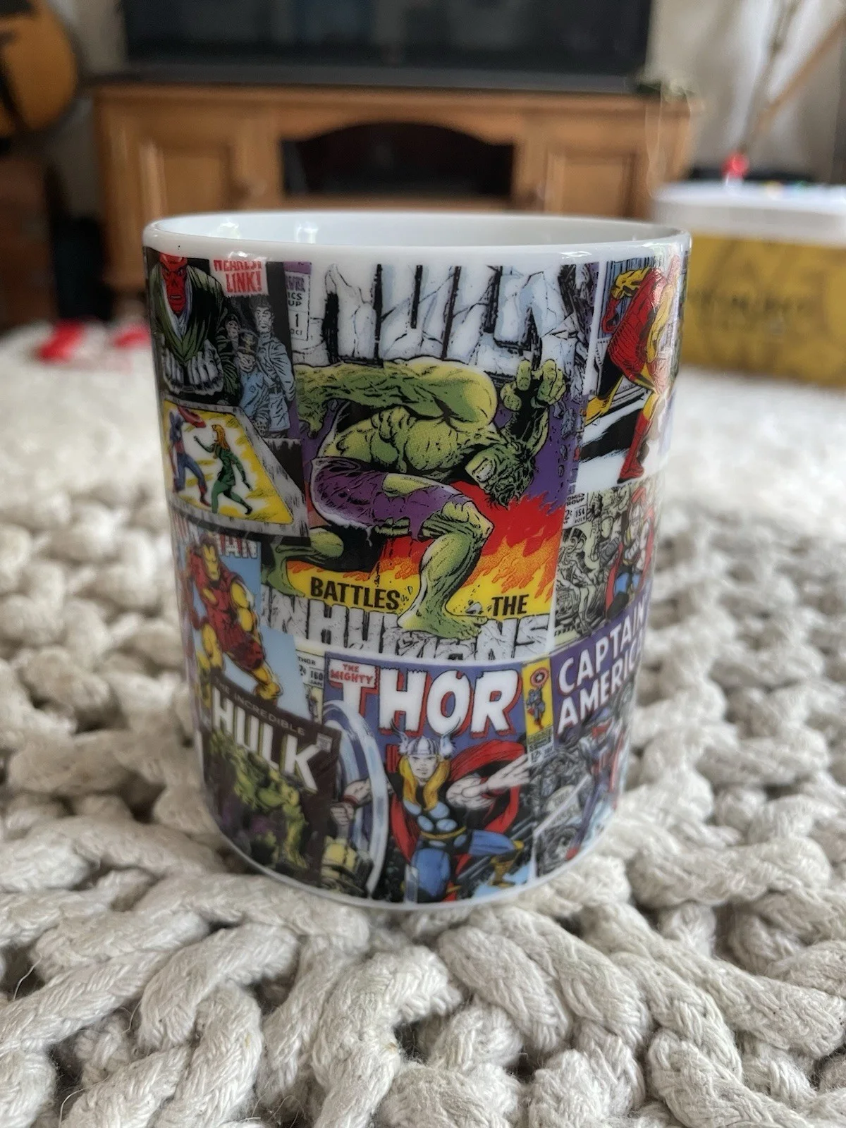 Official MARVEL Super Heroes Mug - AVENGERS / IRON MAN - HULK - CAPTAIN AMERICA, изображение 2