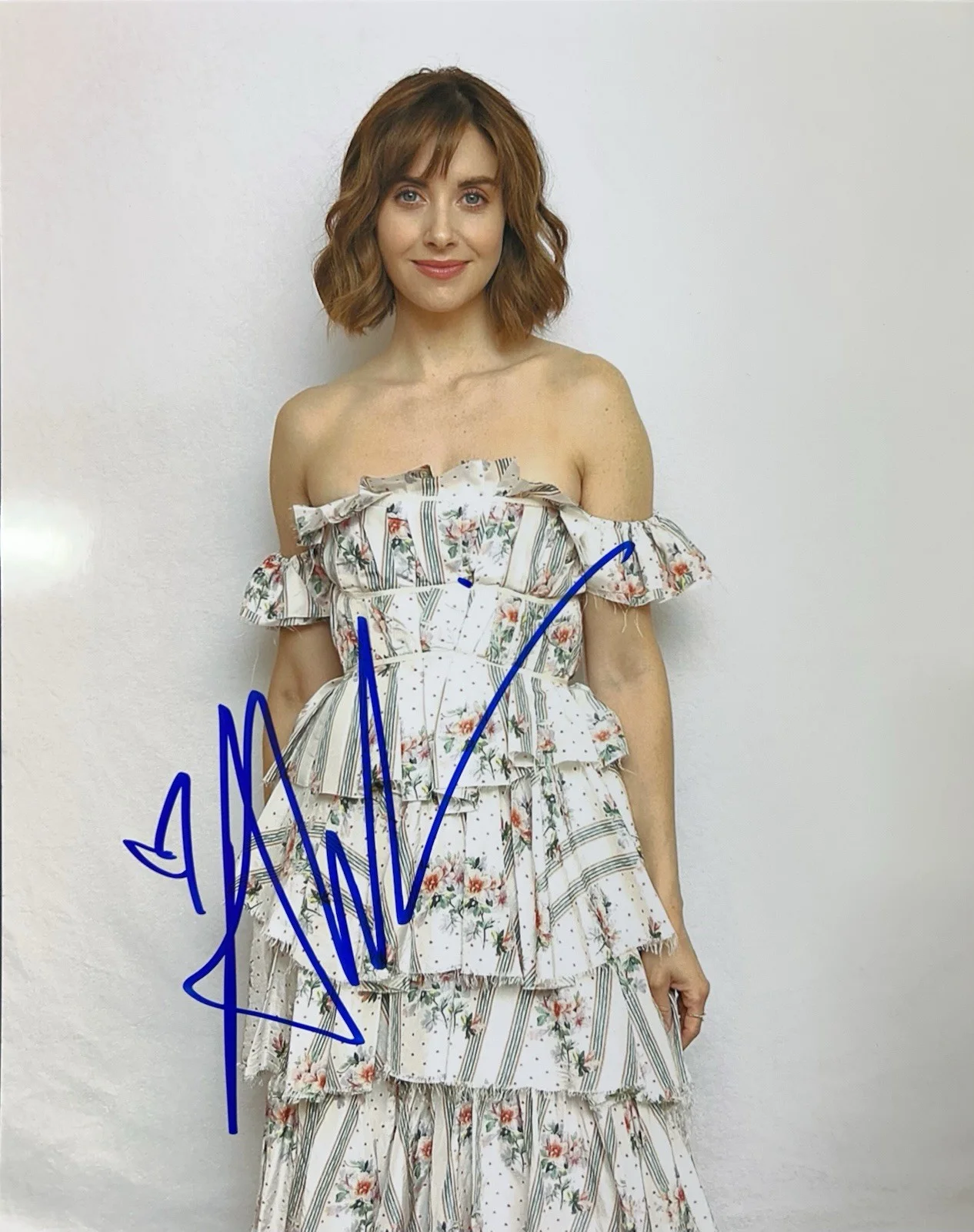 Alison Brie — Alison Brie hand signed autographed 8x10 photo w/Hologram COA