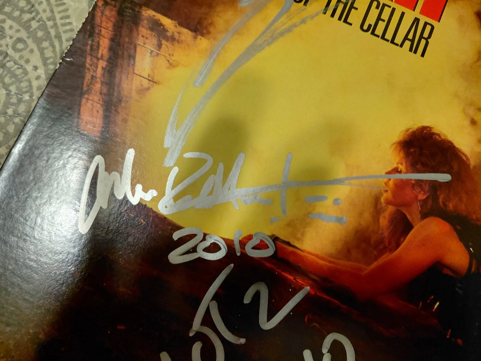 RATT signed LP Stephen Pearcy Warren DeMartini Bobby Blotzer Juan Croucier. JSA, изображение 4